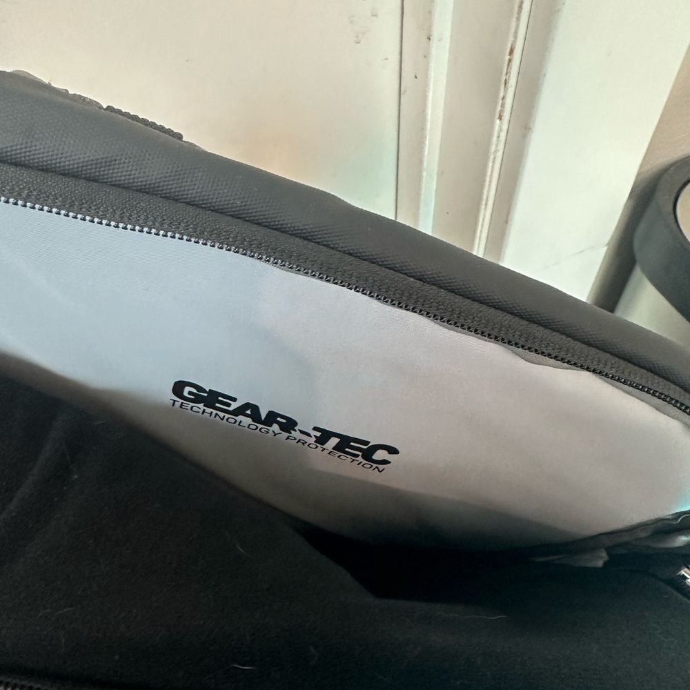 Granite Gear tech backpack - Picture 2 of 4
